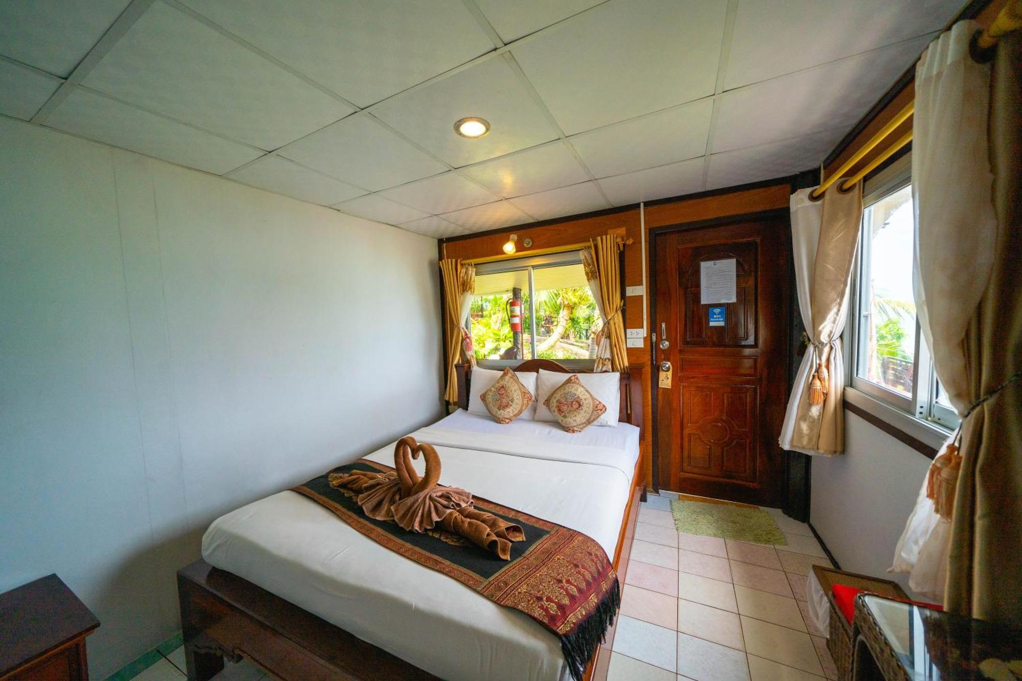 Tongta Phaview Resort Koh Samet Екстериор снимка