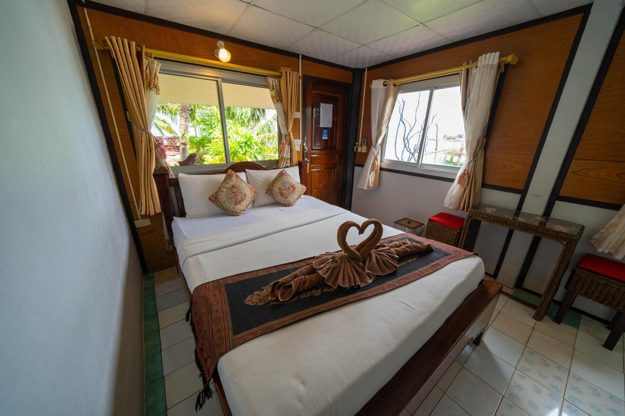 Tongta Phaview Resort Koh Samet Екстериор снимка