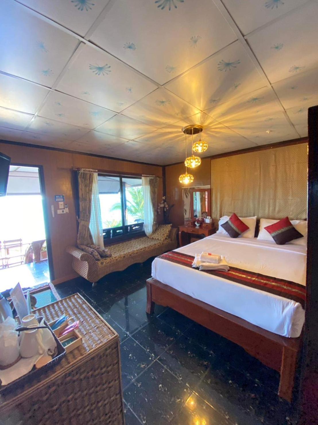 Tongta Phaview Resort Koh Samet Екстериор снимка